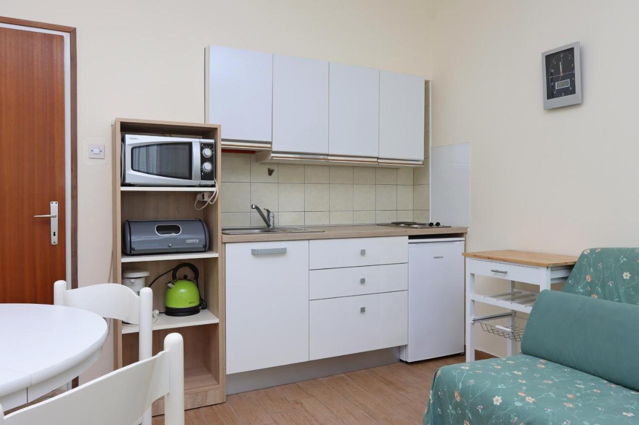Apartments With A Parking Space Punat, Krk - 5410 المظهر الخارجي الصورة