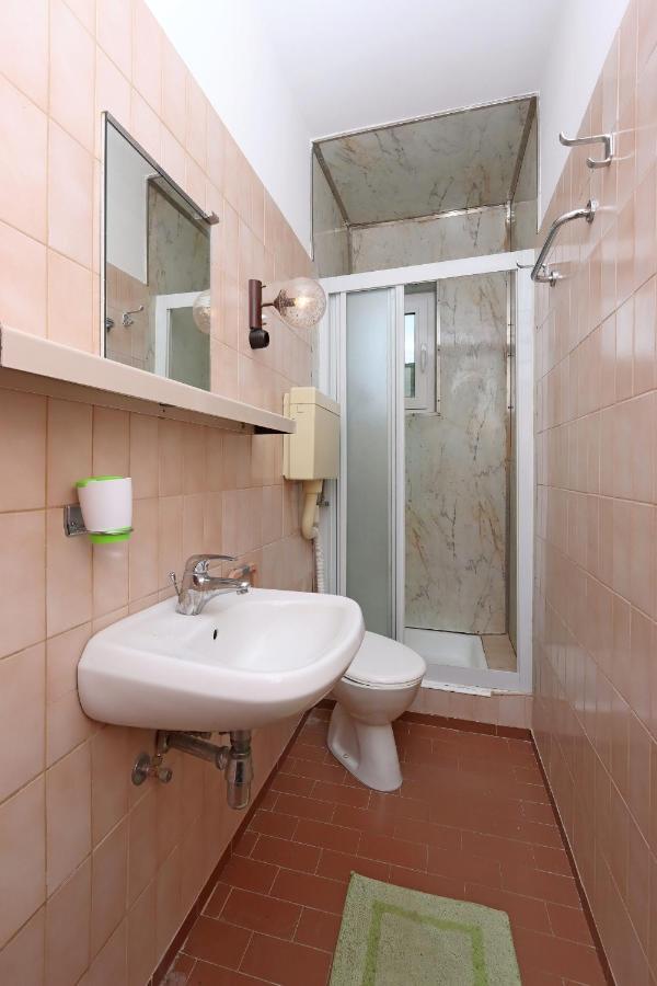 Apartments With A Parking Space Punat, Krk - 5410 المظهر الخارجي الصورة
